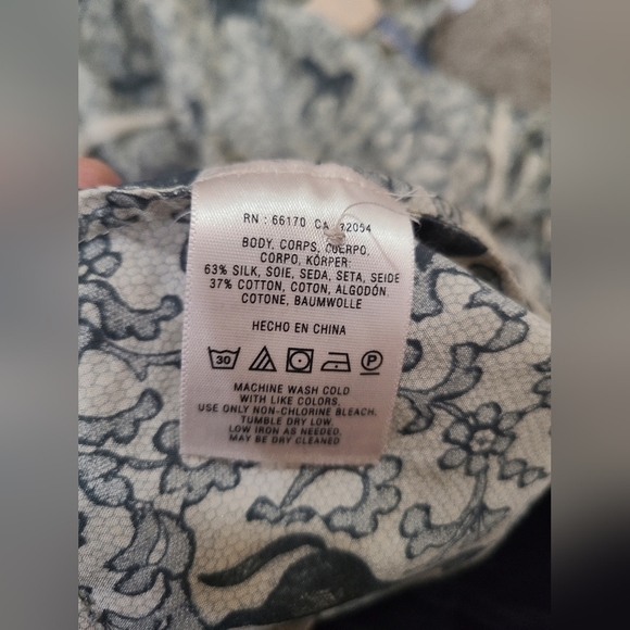 Vanessa Virginia Anthropologie Silk Blend Horse Print Victorian Horse Print Top - Picture 3 of 3